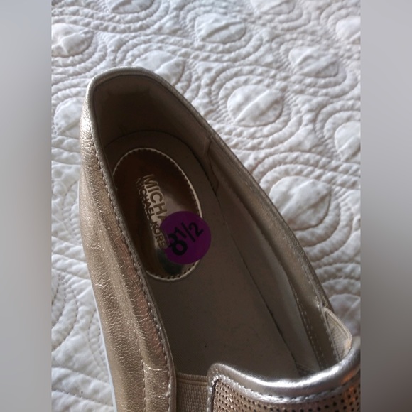 Michael Kors golden leather flats. New in size 8.5. Very comfortable. - Picture 4 of 6